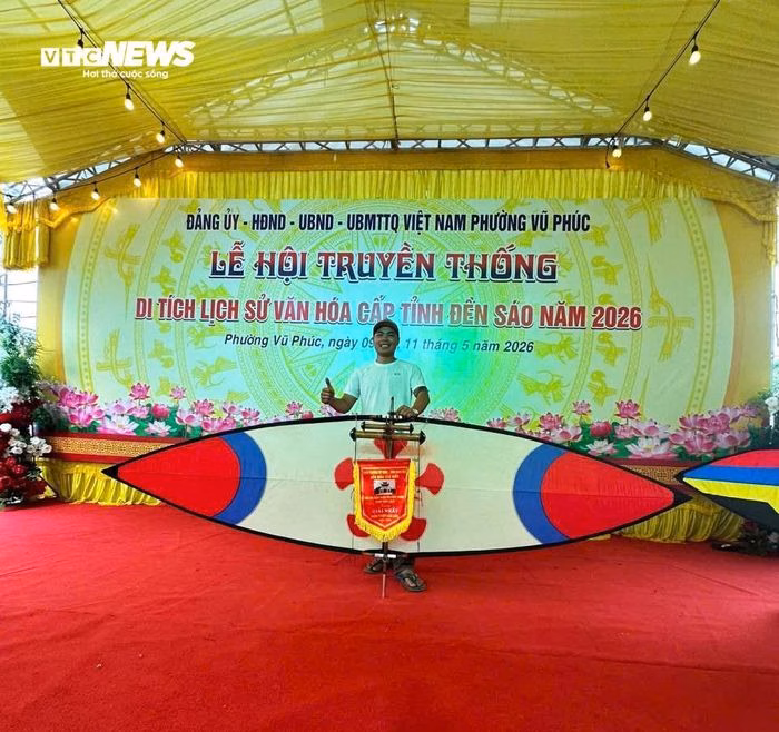 Giải Nhất chỉ dành cho những cánh diều vừa đậu vững giữa hai câu liêm, vừa có tiếng sáo trong trẻo, hài hòa.