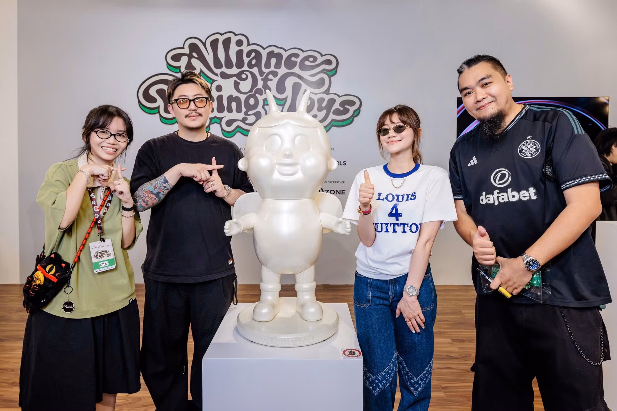 Nghệ sĩ Quiccs và các mô hình mang phong cách graffiti